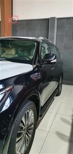 Infiniti QX80